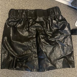 ZARA BLACK MINI SKIRT SIZE MEDIUM